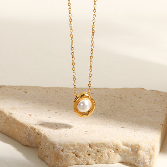 Morsina White Pearl Necklace